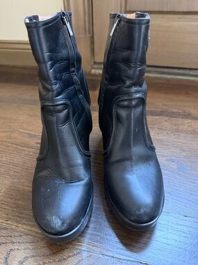 ROBERT CLERGERIE Sleek Black Ankle Wedge Boots Booties size 9